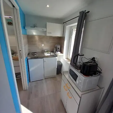 Petite Maison Du Tronquay Πανσιόν Le Tronquay (Calvados)