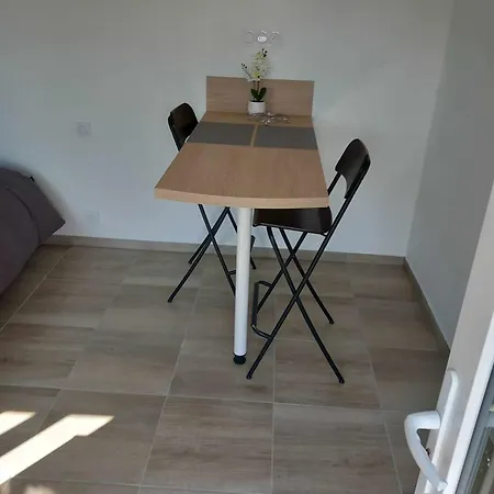 Petite Maison Du Tronquay